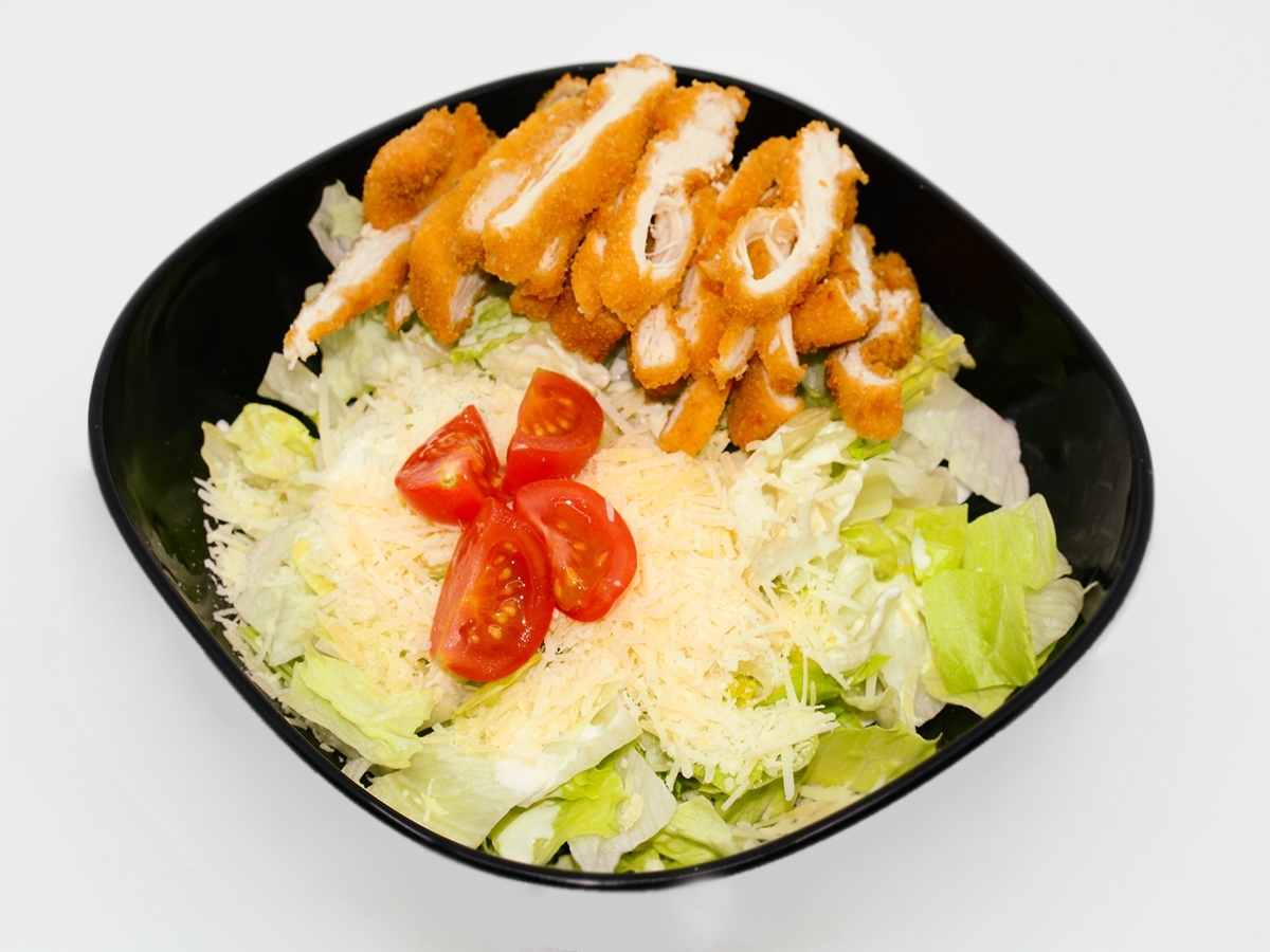 Cézár saláta csirkével