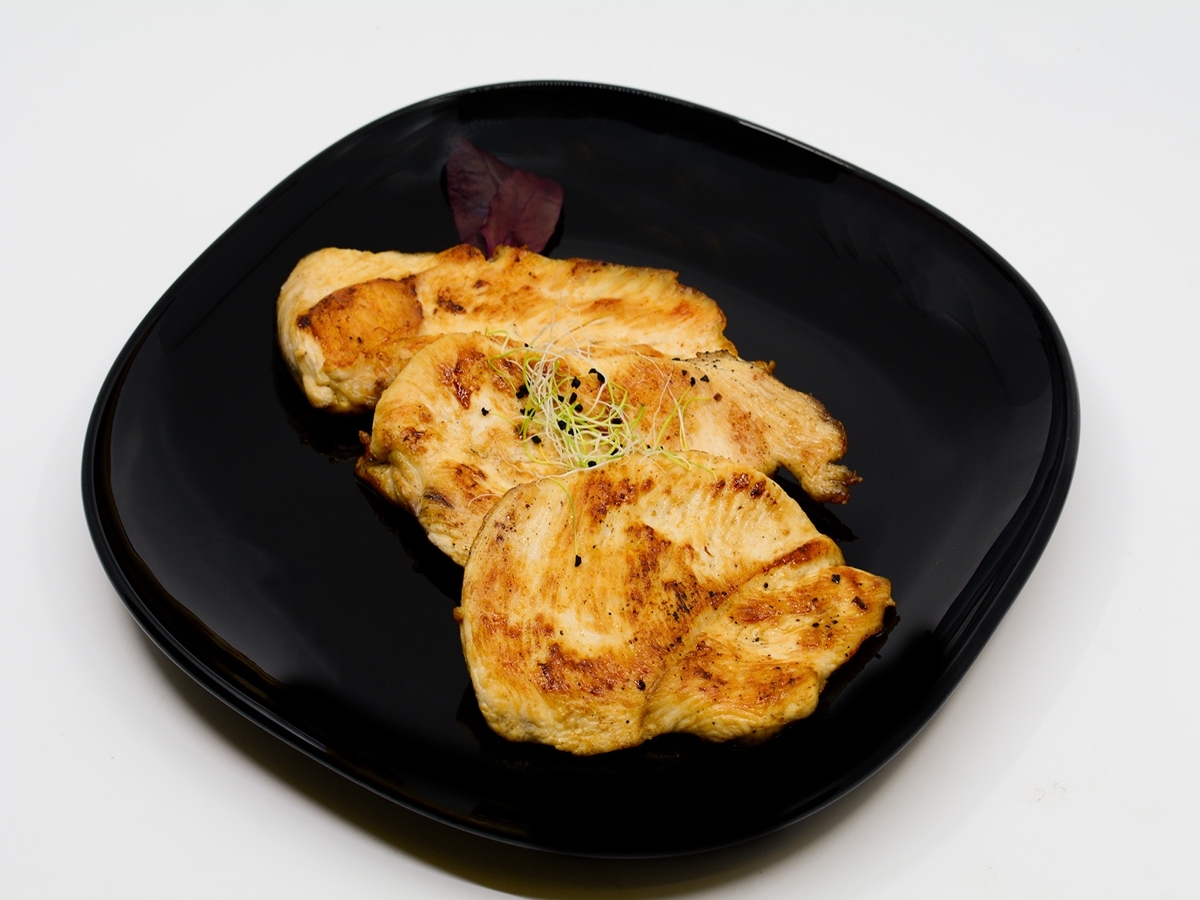 Natúr csirkemell szelet Natúr csirkemell szelet