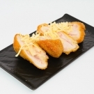 Sajttal-sonkával töltött csirkemell